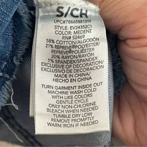 Upcycled Floral Femme Retro Boho Western Denim Jacket - Picture 4 of 6